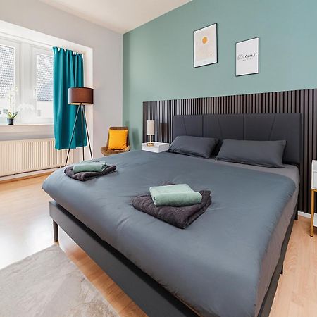 Smart Home - Essen - Perfect For 5 Guests! Central - Balcony - Netflix - Free Parking Zone Luaran gambar